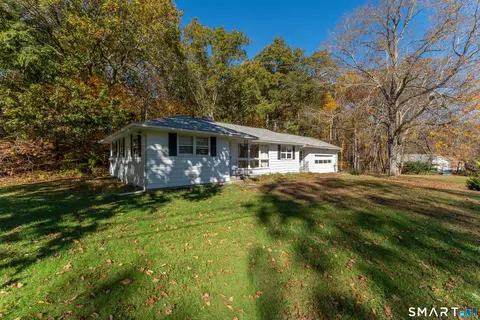 15 Chaplin Rd, Eastford, CT 06242