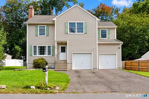 340 Macon Dr, Bridgeport, CT 06606