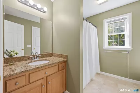 Bath - 40 Valmore Rd, Bristol, CT 06010 photo 3 of 4