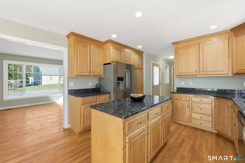 Kitchen - 40 Valmore Rd, Bristol, CT 06010 photo 2 of 3