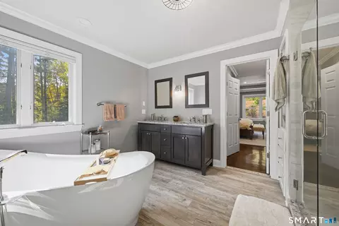 Bath - 117 Alberts Hill Rd, Sandy Hook, CT 06482 photo 2 of 3