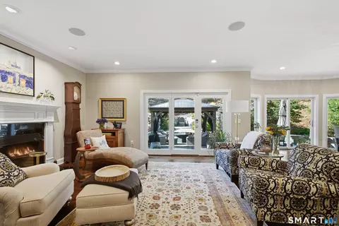 Living - 117 Alberts Hill Rd, Sandy Hook, CT 06482 photo 2 of 3