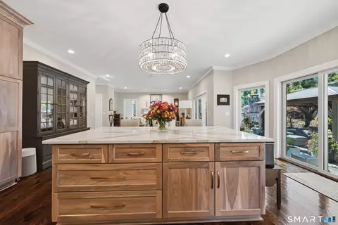 Kitchen - 117 Alberts Hill Rd, Sandy Hook, CT 06482 photo 8 of 8