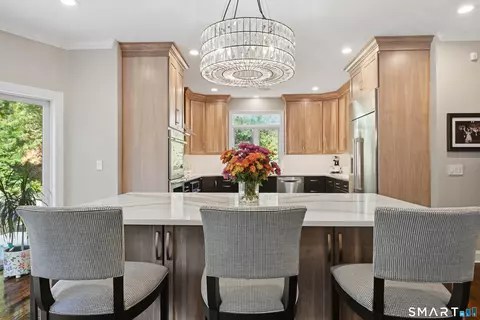Kitchen - 117 Alberts Hill Rd, Sandy Hook, CT 06482 photo 2 of 8