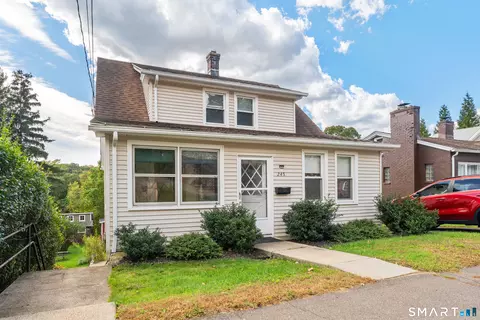 245 Riverside St, Oakville, CT 06779