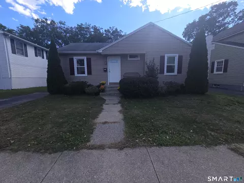 Exterior - 63 Elderkin Ave, Groton, CT 06340 photo 2 of 9