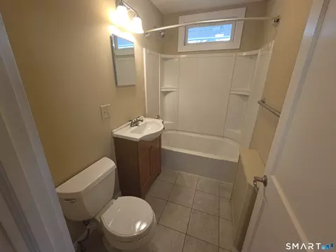 Bath - 63 Elderkin Ave, Groton, CT 06340 photo 1 of 1