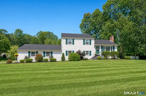 63 Knollwood Rd, Farmington, CT 06032