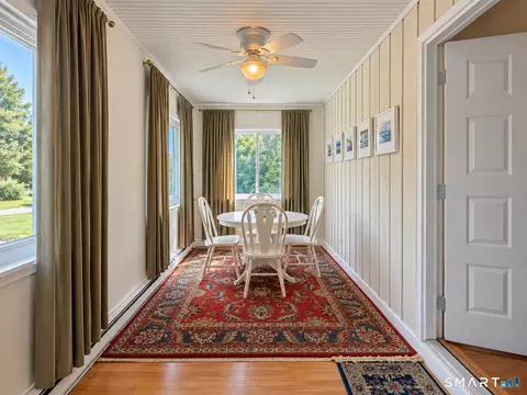Dining - 8 Driftway Rd #E1, Danbury, CT 06811 photo 1 of 3