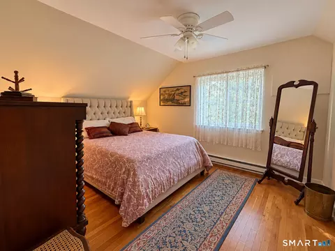 Bedroom - 8 Driftway Rd #E1, Danbury, CT 06811 photo 4 of 5
