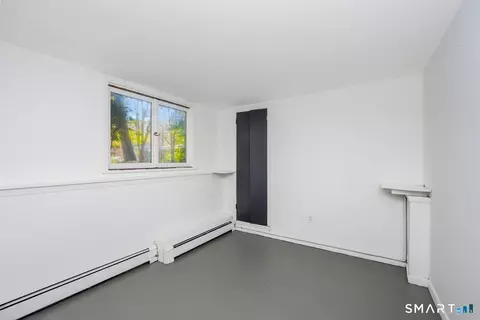 Bedroom - 84 Turtleback Rd, Wilton, CT 06897 photo 3 of 3