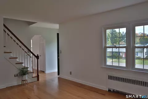 Living - 312 Battis Rd, Hamden, CT 06514 photo 4 of 5