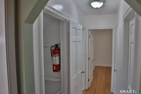 Entry Way - 312 Battis Rd, Hamden, CT 06514 photo 3 of 3