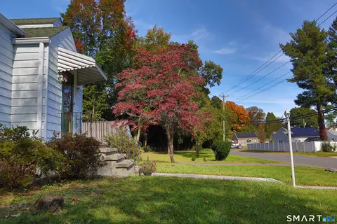 Exterior - 312 Battis Rd, Hamden, CT 06514 photo 8 of 8