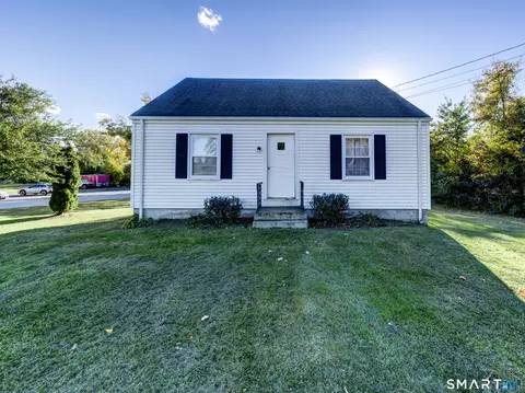 1005 Storrs Rd, Mansfield, CT 06268