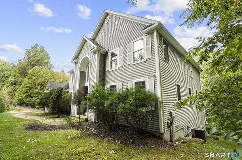 Exterior - 46 Marlin Rd, Sandy Hook, CT 06482 photo 3 of 8