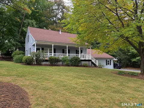 50 E Shore Blvd, Unionville, CT 06085