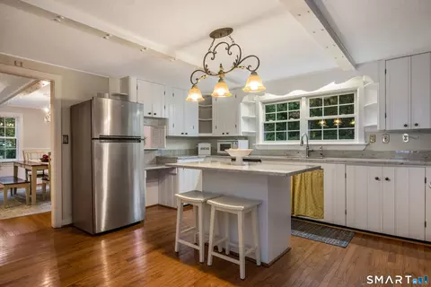 6 Raymond Rd, Avon, CT 06001 photo 9