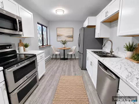 45 Columbus Pl #17, Stamford, CT 06907