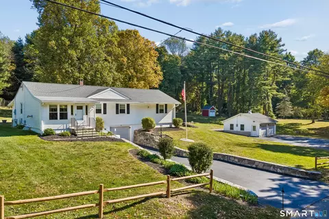 15 Flat Swamp Rd, Newtown, CT 06470