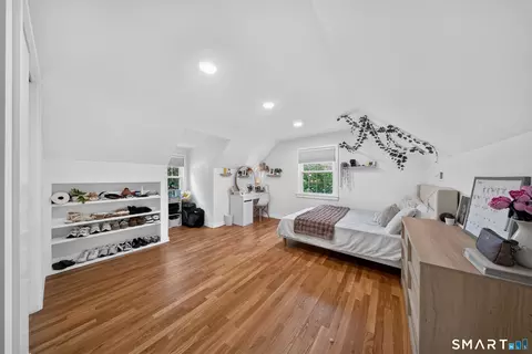Bedroom - 18 Maple St, Trumbull, CT 06611 photo 6 of 8
