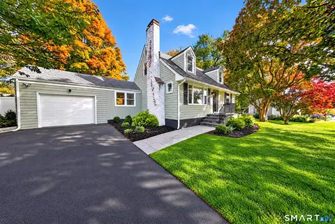 Exterior - 18 Maple St, Trumbull, CT 06611 photo 2 of 6