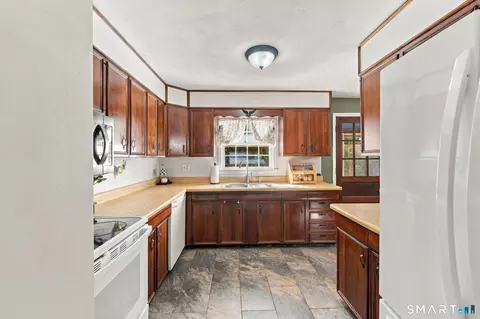 Kitchen - 7 Sessions Dr, Central Village, CT 06332 photo 1 of 1
