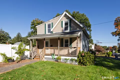 182 N Elm St, Manchester, CT 06042