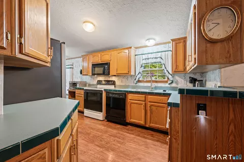 Kitchen - 1 Naomi Dr Ext #LOT B, Ledyard, CT 06339 photo 1 of 5