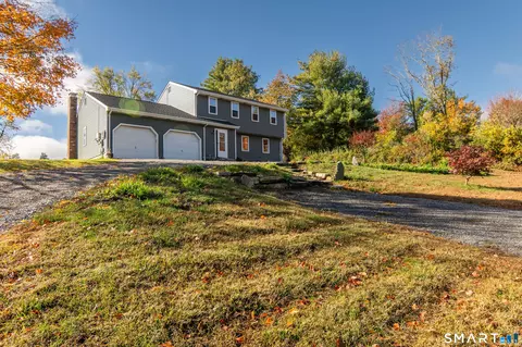 21 Fairfield Dr, Woodstock, CT 06281