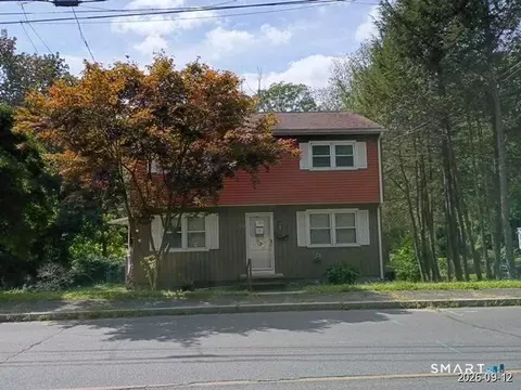 431 Oakville Ave, Waterbury, CT 06708