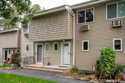 220 Main St #6H, New Hartford, CT 06057