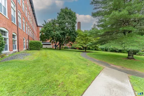 Exterior - 45 Main St #205, Plainfield, CT 06374 photo 1 of 1