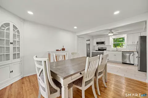 Dining - 3 Nutmeg Dr, Clinton, CT 06413 photo 3 of 3