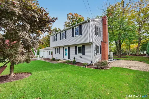 Exterior - 3 Nutmeg Dr, Clinton, CT 06413 photo 3 of 3