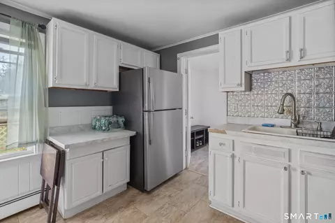 Kitchen - 87 Webb St, Hamden, CT 06517 photo 5 of 6