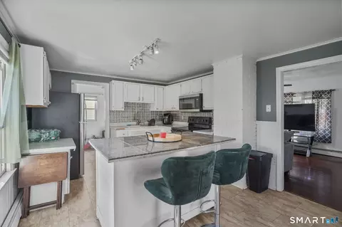 Kitchen - 87 Webb St, Hamden, CT 06517 photo 1 of 6