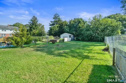 Exterior - 87 Webb St, Hamden, CT 06517 photo 6 of 8