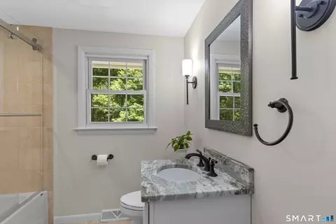 Bath - 16 Tamarac Dr, Madison, CT 06443 photo 3 of 4