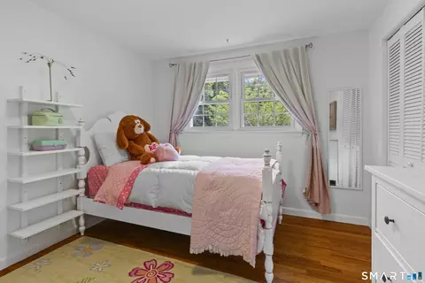 Bedroom - 16 Tamarac Dr, Madison, CT 06443 photo 9 of 9