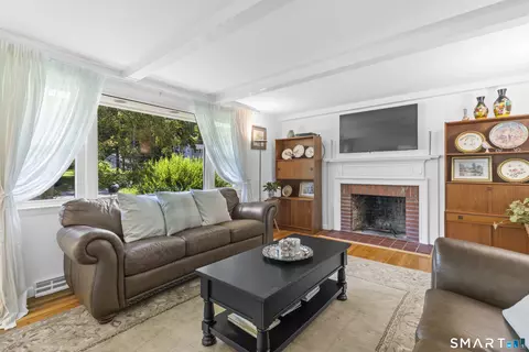 Living - 16 Tamarac Dr, Madison, CT 06443 photo 1 of 8