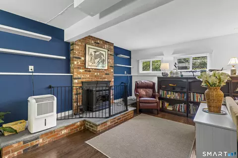 Living - 16 Tamarac Dr, Madison, CT 06443 photo 4 of 8