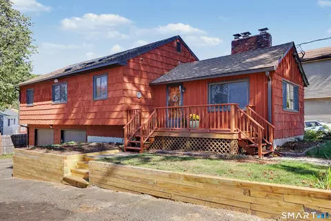 46 Palmer St, Bridgeport, CT 06606