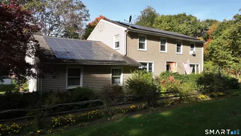 75 Silver St, Granby, CT 06060