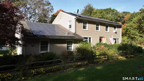 75 Silver St, Granby, CT 06060