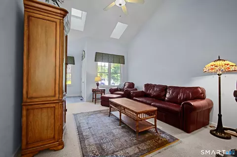 Living - 4 Mountain View Lndg #4, Killingly, CT 06239 photo 4 of 5
