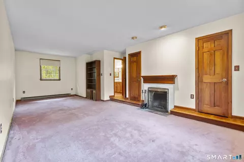 Living - 43 Robinhood Dr, Gales Ferry, CT 06335 photo 8 of 9