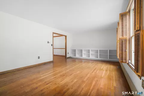 Living - 43 Robinhood Dr, Gales Ferry, CT 06335 photo 1 of 9