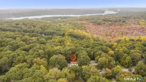 View/Area - 43 Robinhood Dr, Gales Ferry, CT 06335 photo 3 of 3