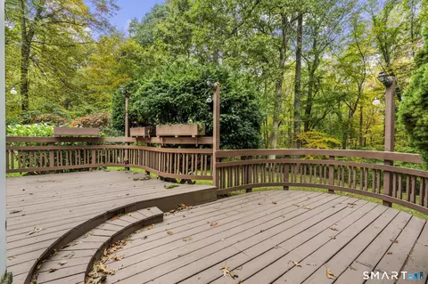 Exterior - 43 Robinhood Dr, Gales Ferry, CT 06335 photo 4 of 6